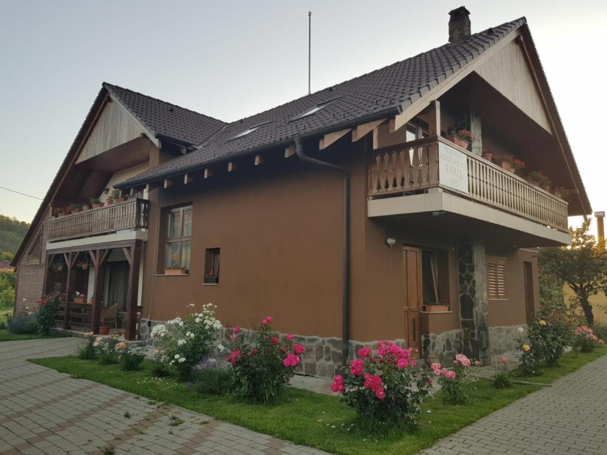 Pensiunea Rares Bistrita Bargaului Exteriér fotografie