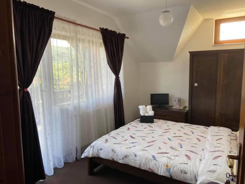 Pensiunea Rares Bistrita Bargaului Exteriér fotografie