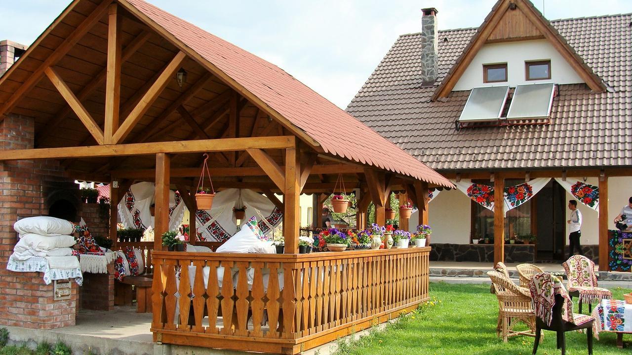 Pensiunea Rares Bistrita Bargaului Exteriér fotografie